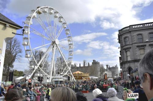 The Big Wheel & The crowds for the Parade. 